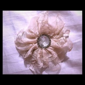 ivory lace jewel brooch pin clip